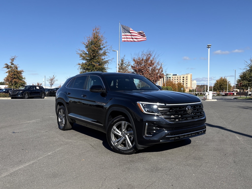 Certified 2024 Volkswagen Atlas Cross Sport 2.0T SEL R-Line SUV