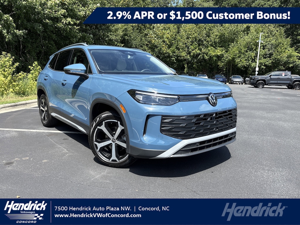 New 2025 Volkswagen Tiguan 2.0T SE SUV