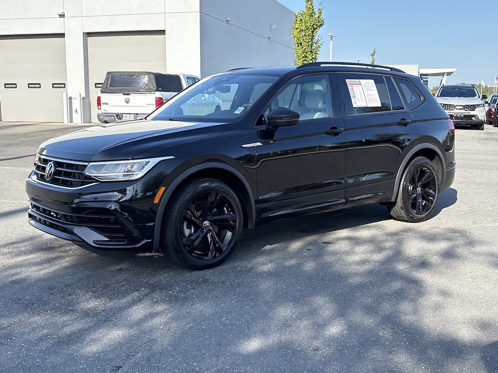 Certified 2023 Volkswagen Tiguan 2.0T SE R-Line Black SUV