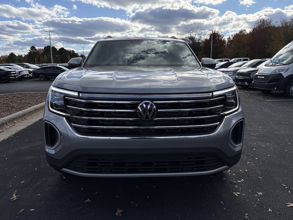 New 2026 Volkswagen Atlas 2.0T SE w/Technology SUV
