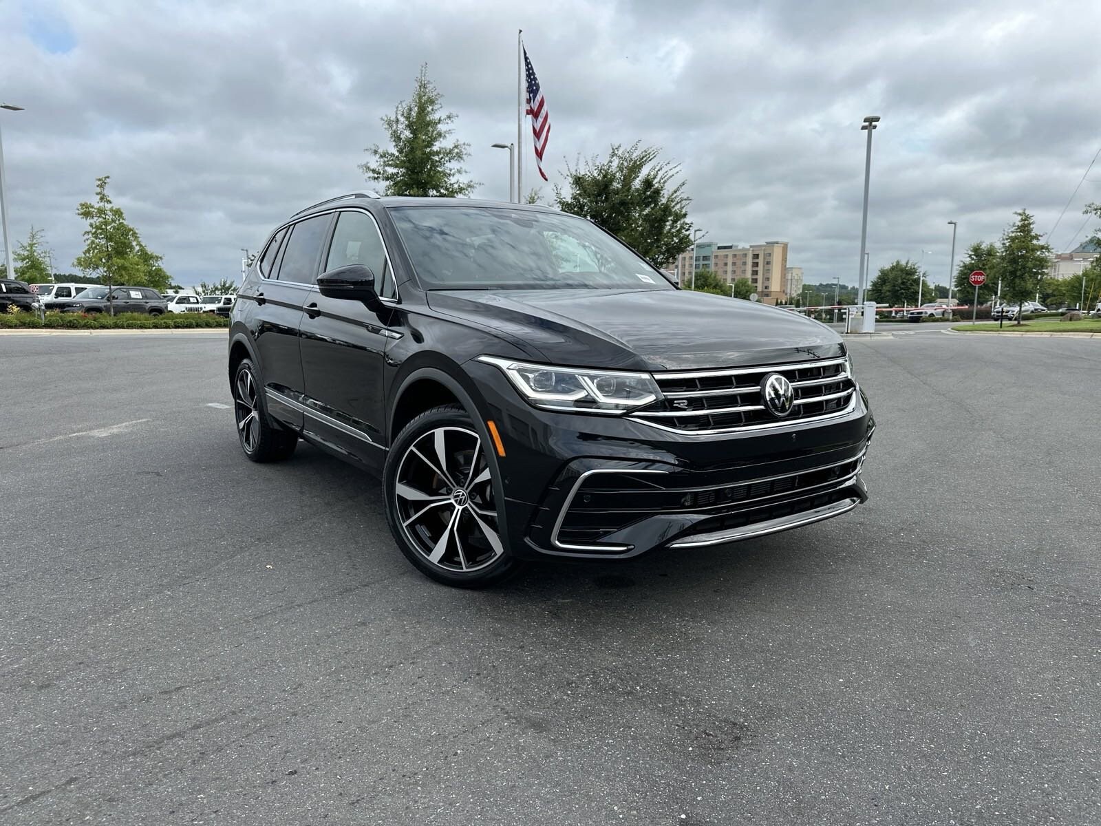 Certified 2023 Volkswagen Tiguan SEL R-LINE with VIN 3VV4B7AX0PM128649 for sale in Concord, NC