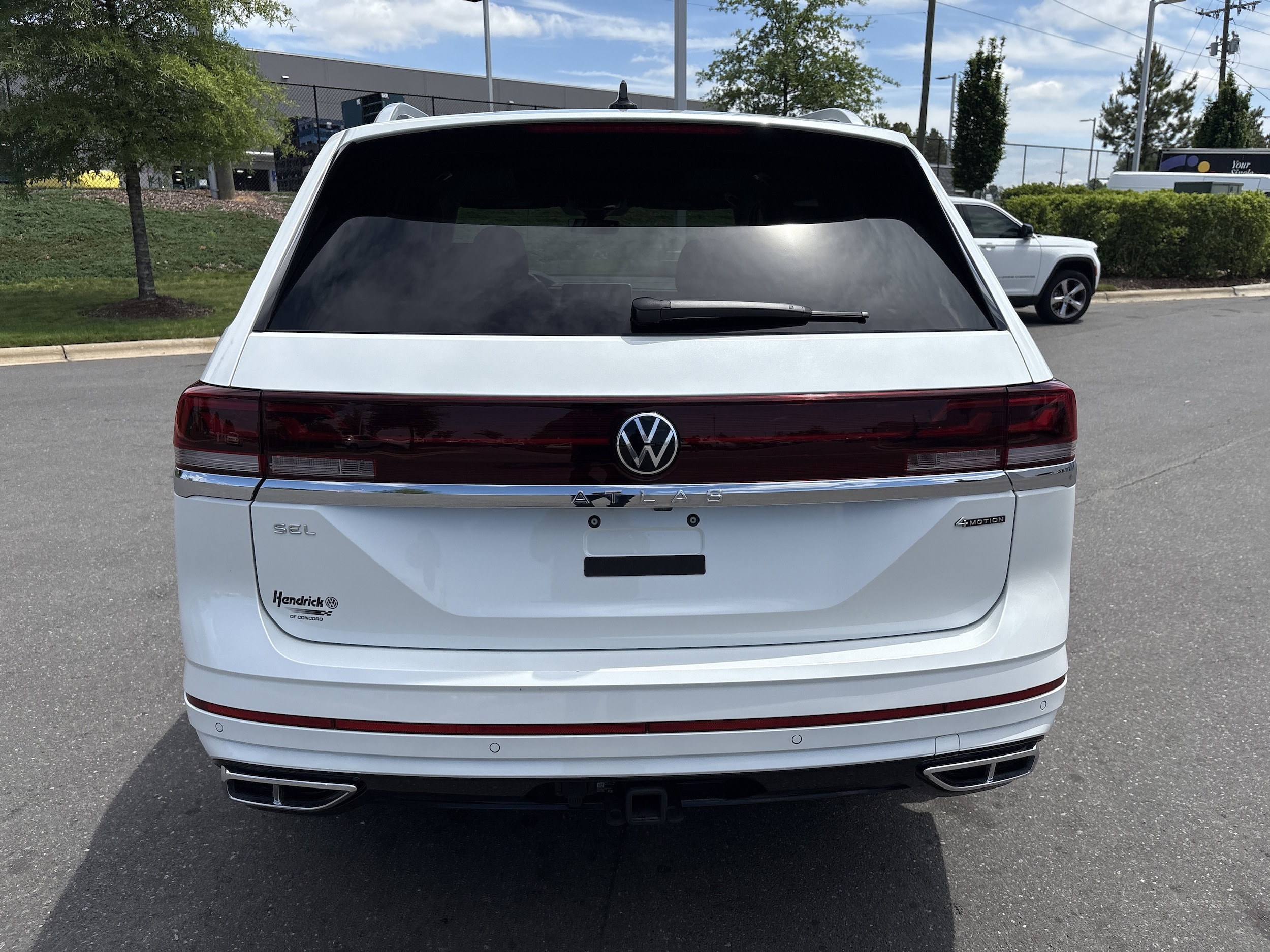 2026 Volkswagen Atlas 2.0T SEL Premium R-Line photo 6
