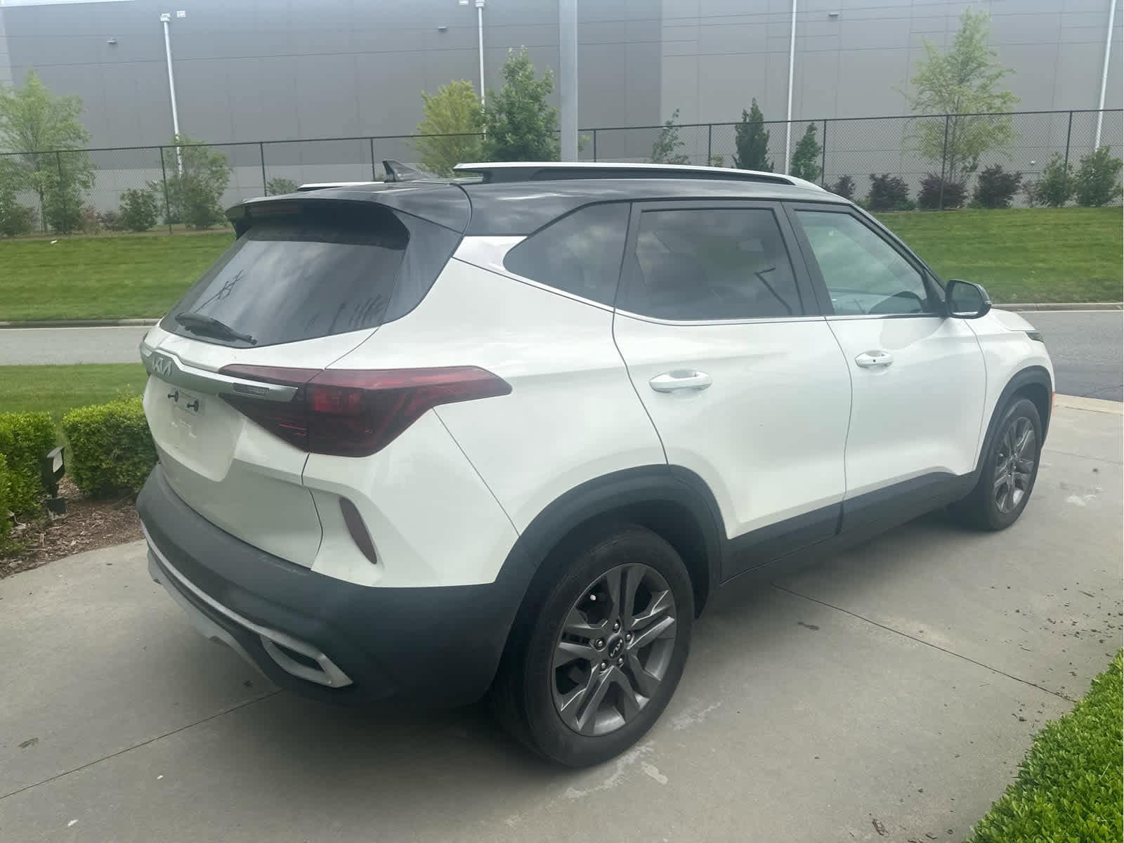 2022 Kia Seltos S photo 5