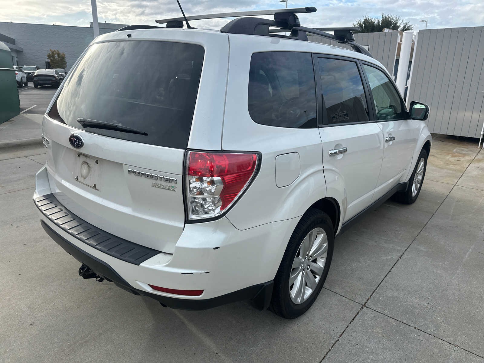2013 Subaru Forester 2.5X Premium photo 3