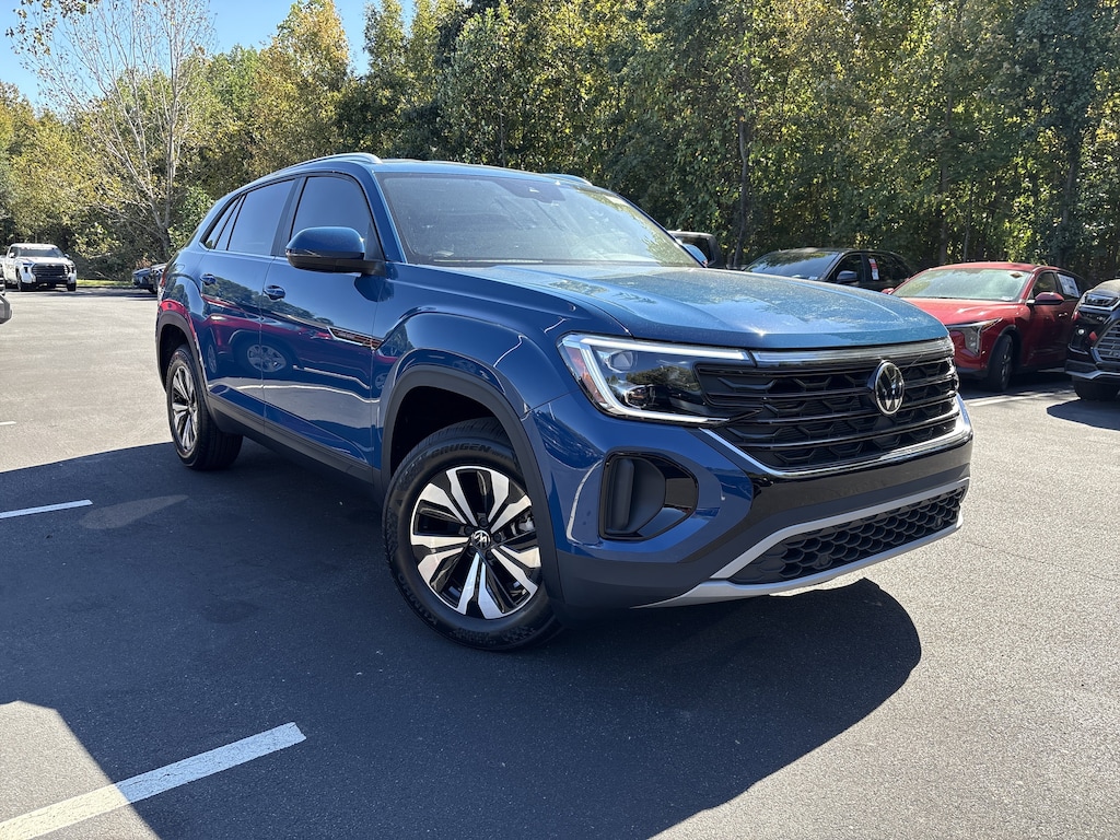 New 2026 Volkswagen Atlas Cross Sport 2.0T SE SUV