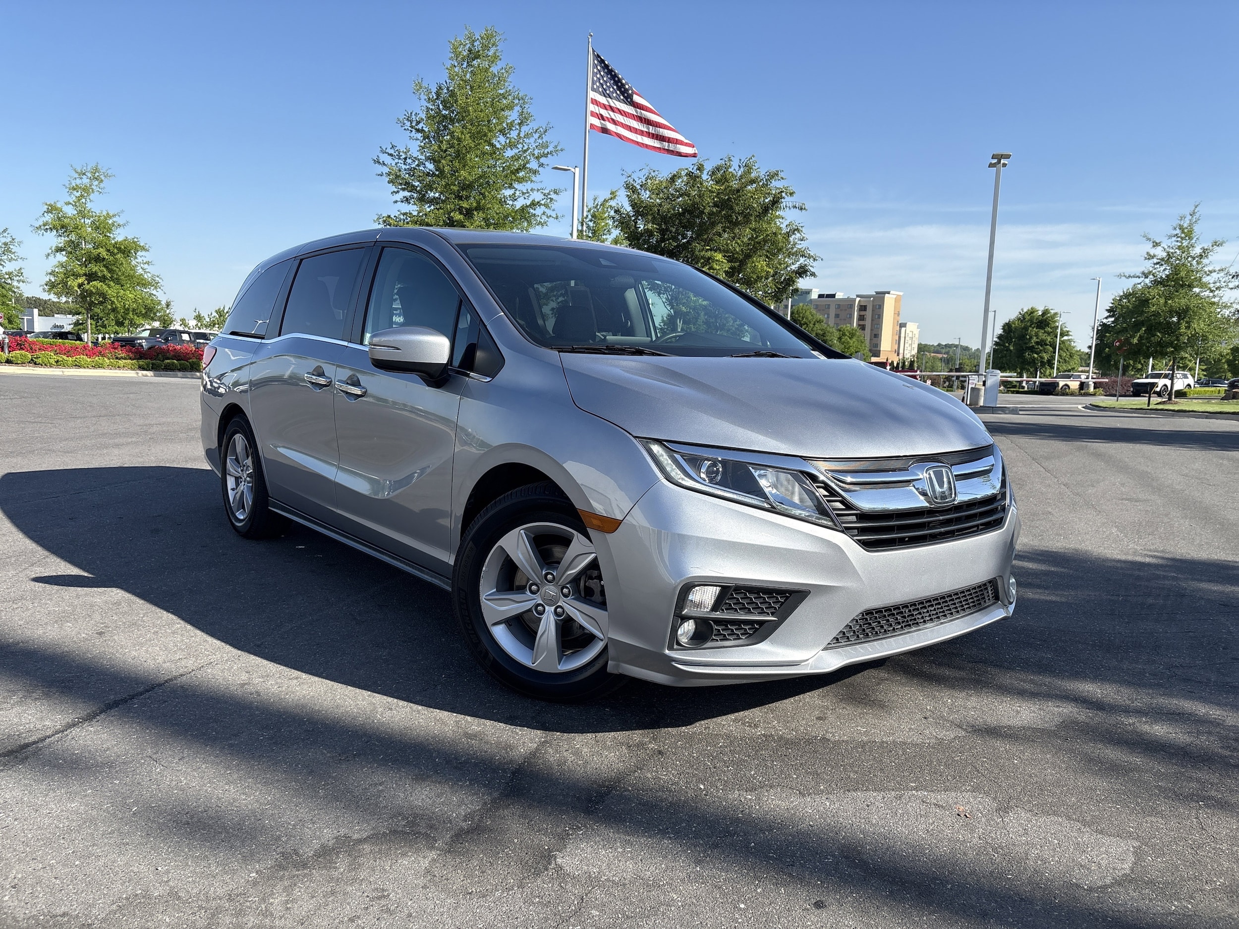 2019 Honda Odyssey EX photo 2