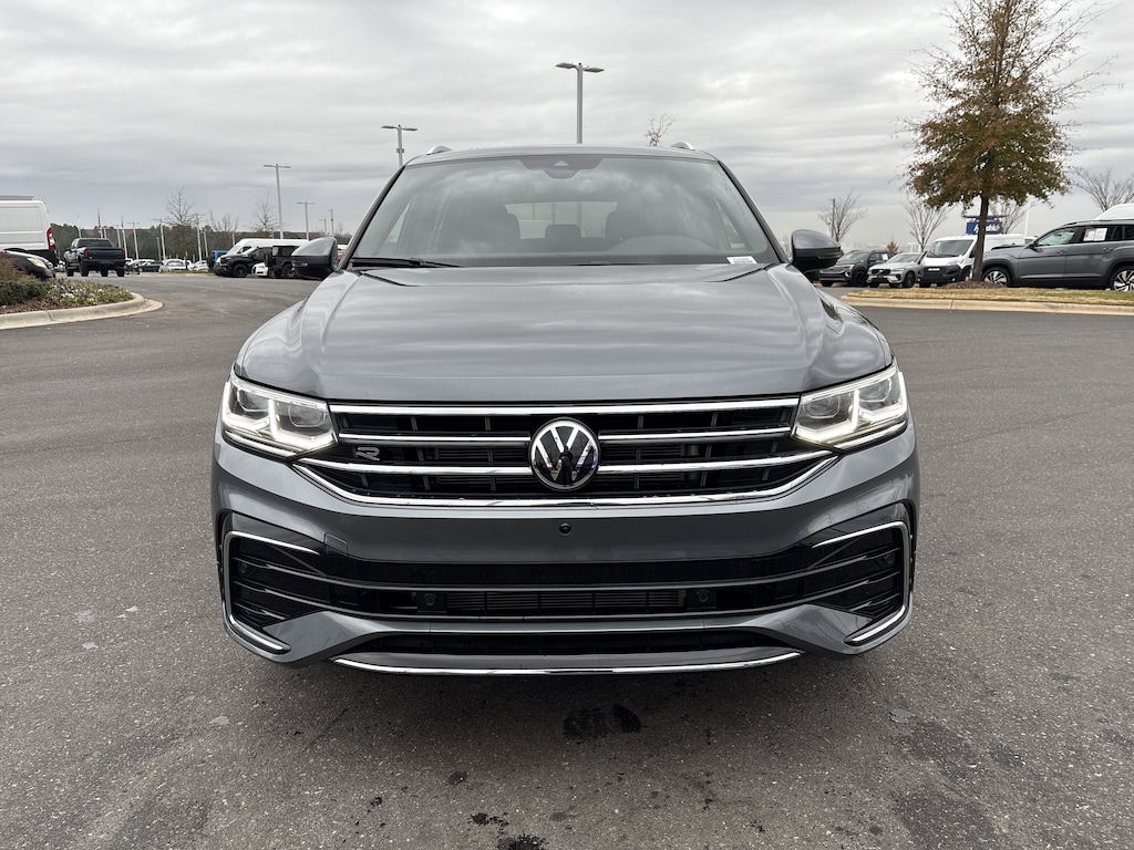 Certified 2024 Volkswagen Tiguan 2.0T SEL R-Line SUV