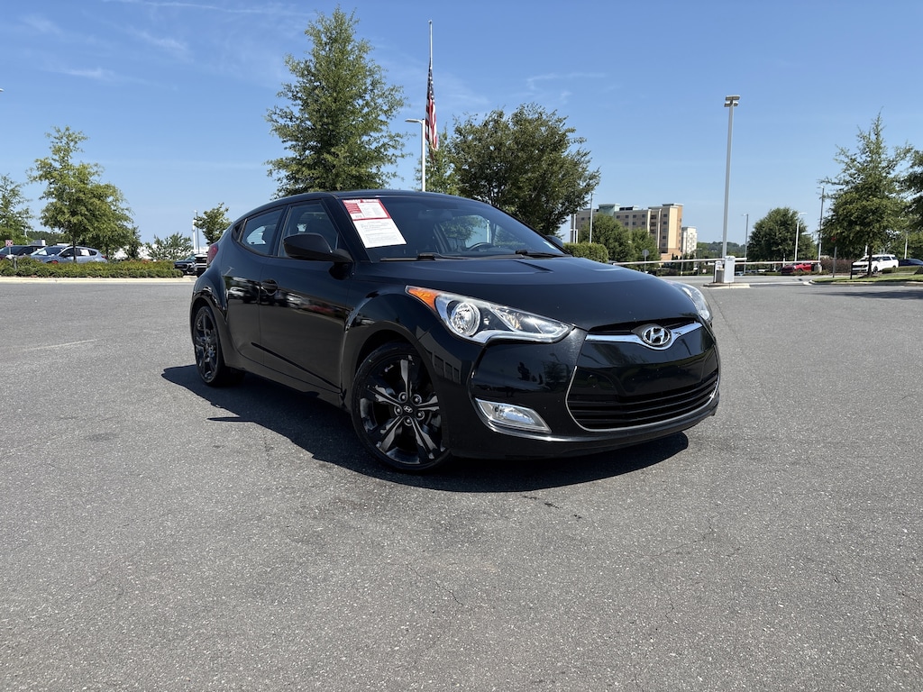 Used 2017 Hyundai Veloster Value Edition Hatchback