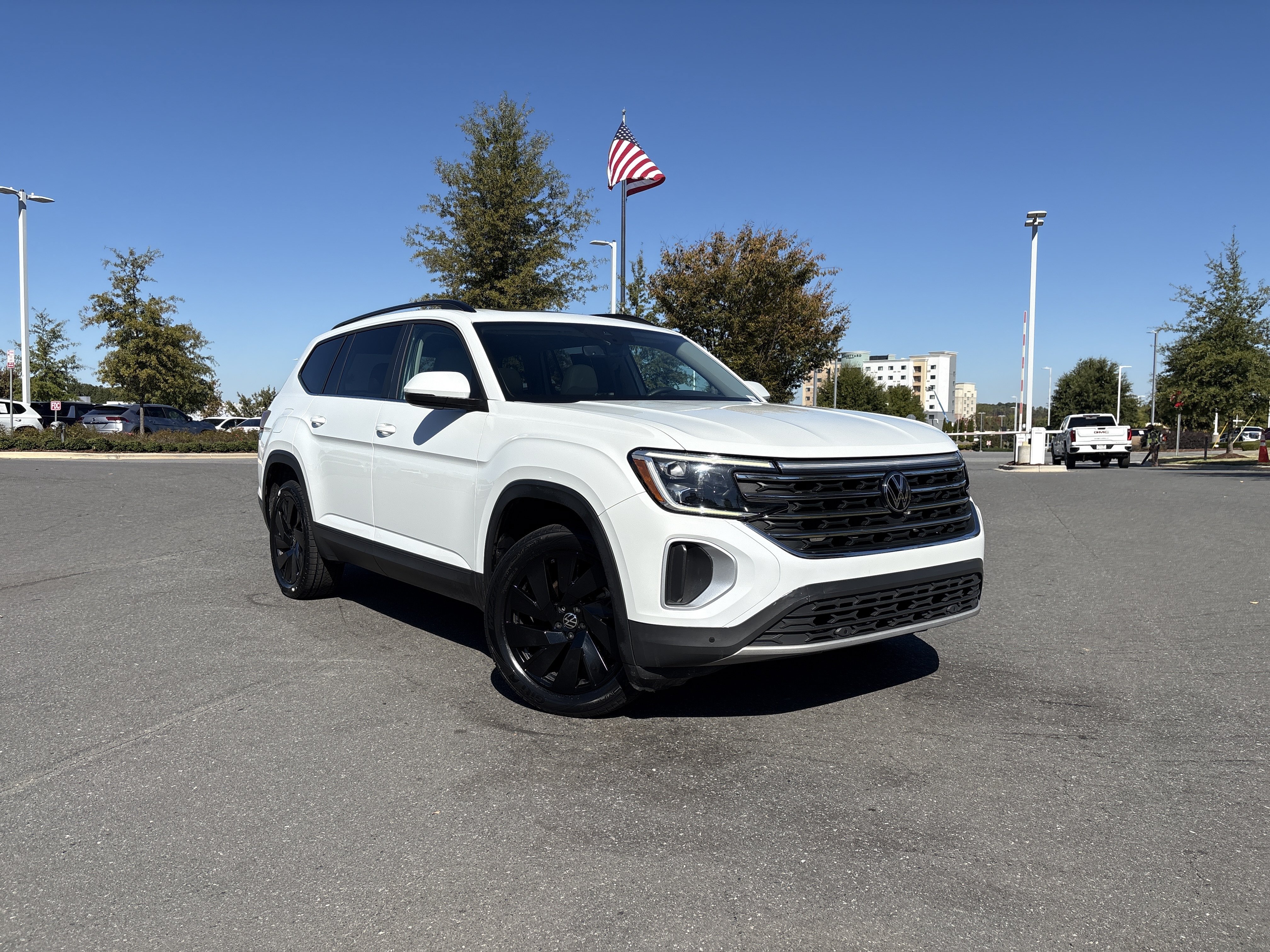 Certified 2024 Volkswagen Atlas 2.0T SE w/Technology SUV