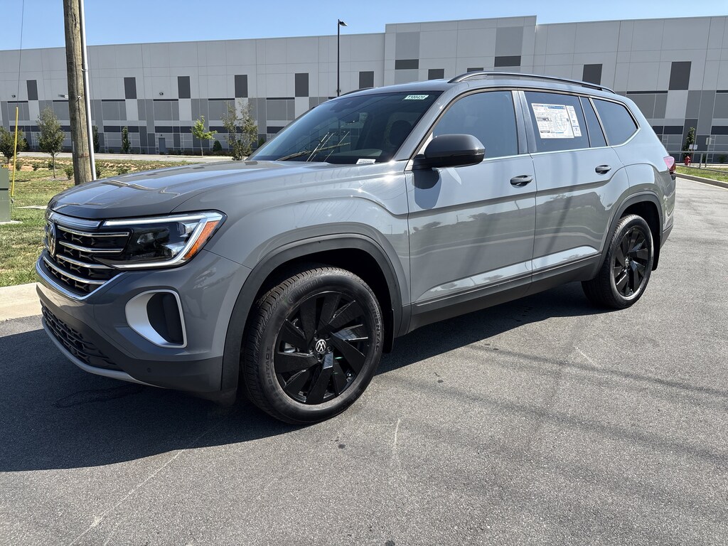 New 2026 Volkswagen Atlas 2.0T SE w/Technology SUV