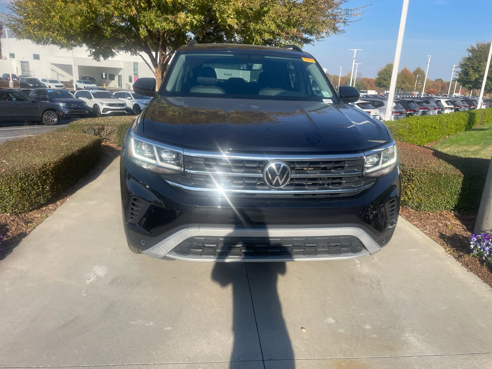 2023 Volkswagen Atlas V6 SE Technology photo 3