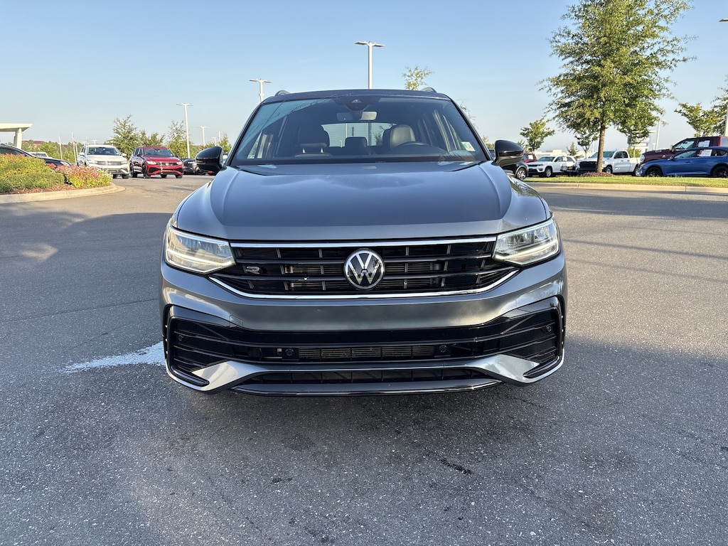 Certified 2022 Volkswagen Tiguan 2.0T SE R-Line Black SUV