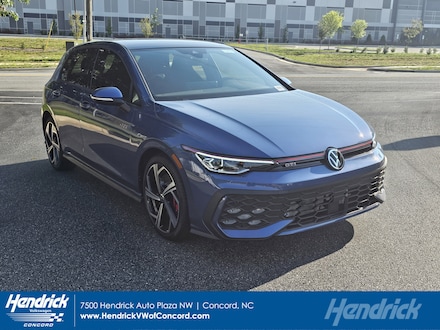 2025 Volkswagen Golf GTI 2.0T SE Hatchback