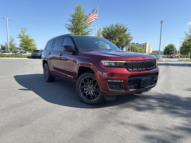 2023 Jeep Grand Cherokee L Summit SUV