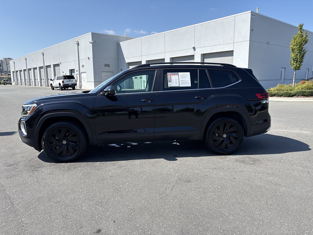 Certified 2026 Volkswagen Atlas SE w/Technology SUV