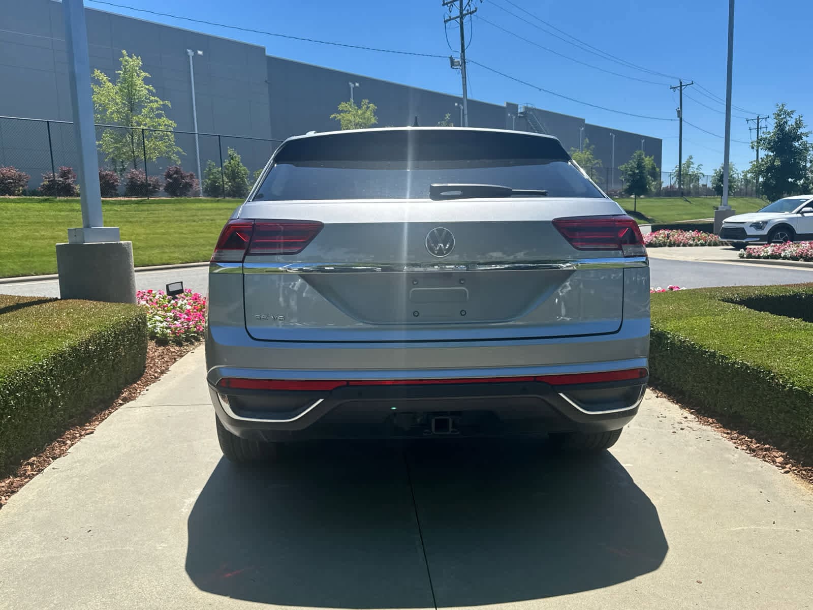 Volkswagen Atlas Cross Sport 3.6L V6 SE W/Technology