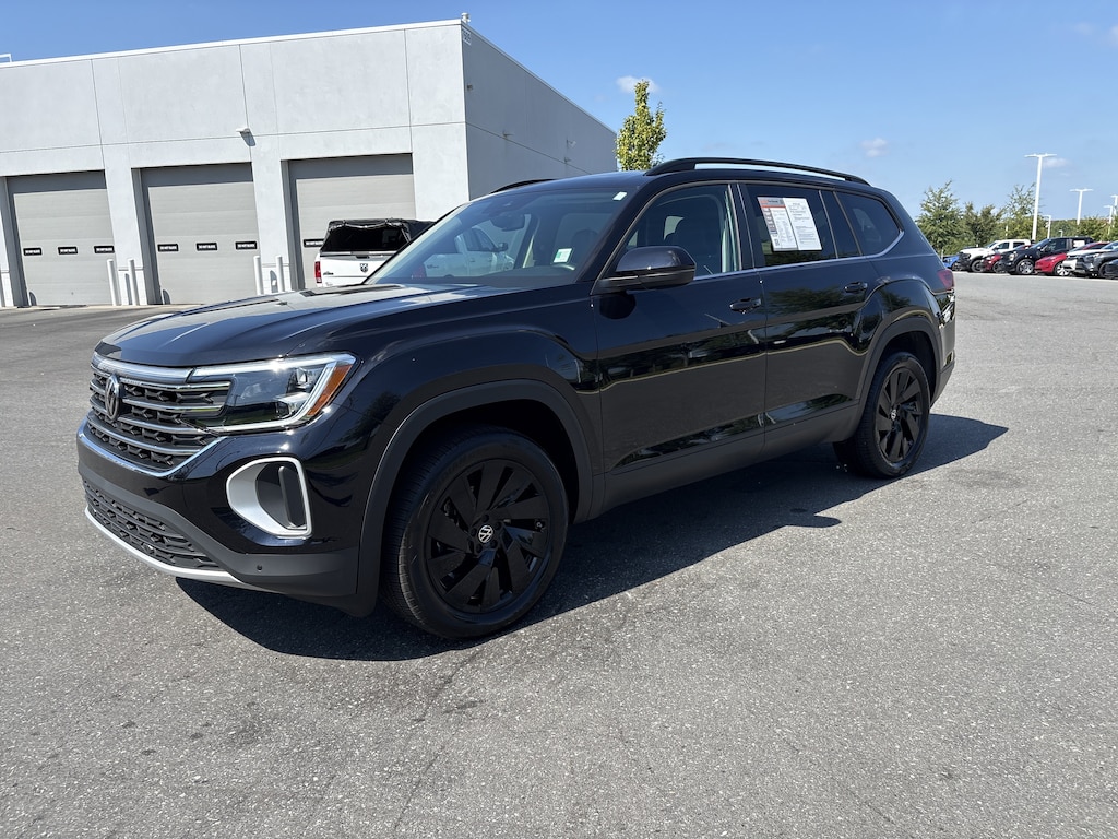 Certified 2026 Volkswagen Atlas SE w/Technology SUV