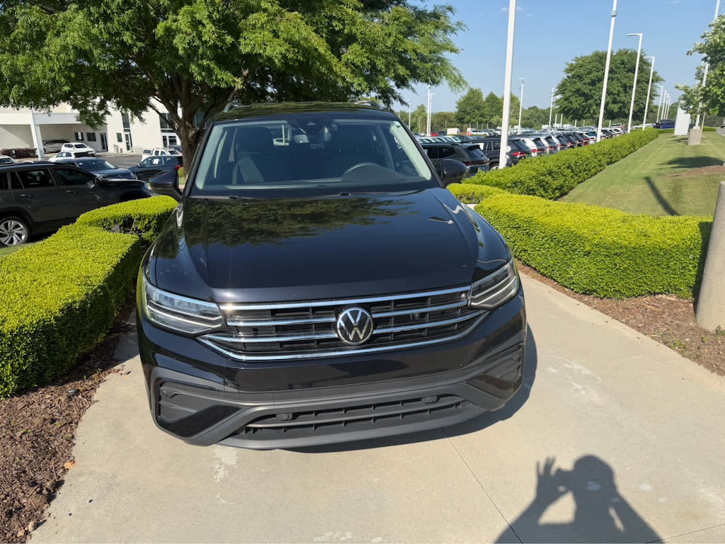 Certified 2022 Volkswagen Tiguan 2.0T SE SUV