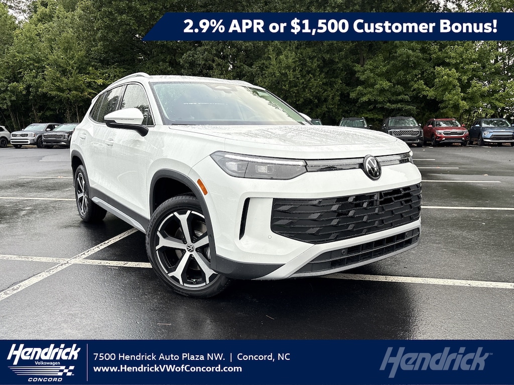New 2025 Volkswagen Tiguan 2.0T SE SUV
