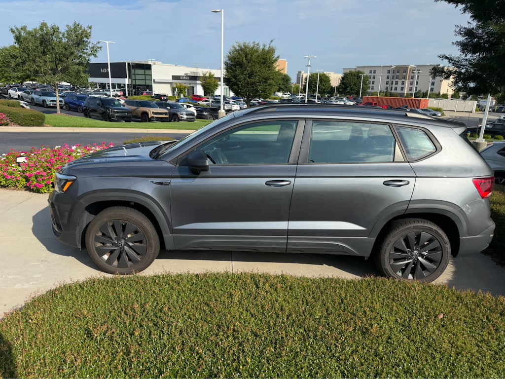 Used 2024 Volkswagen Taos 1.5T S SUV