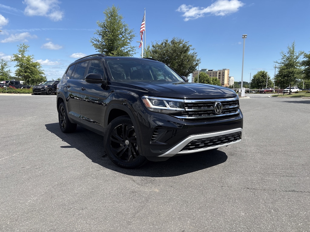 Used 2023 Volkswagen Atlas 3.6L V6 SE w/Technology SUV