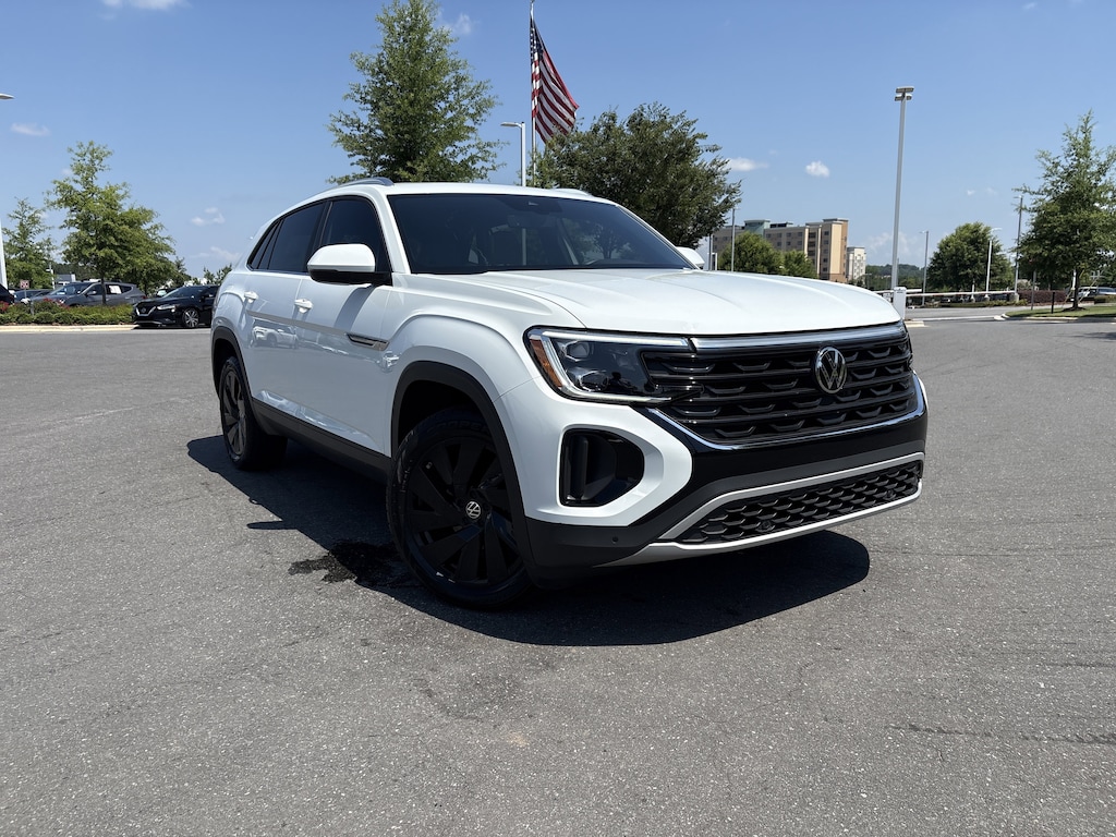 Certified 2024 Volkswagen Atlas Cross Sport 2.0T SE w/Technology SUV