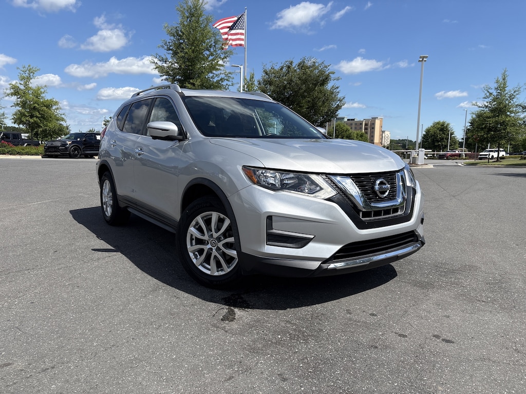 Used 2017 Nissan Rogue SV SUV