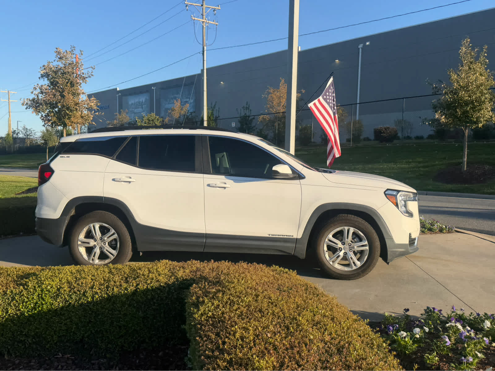 Used 2022 GMC Terrain SLE SUV