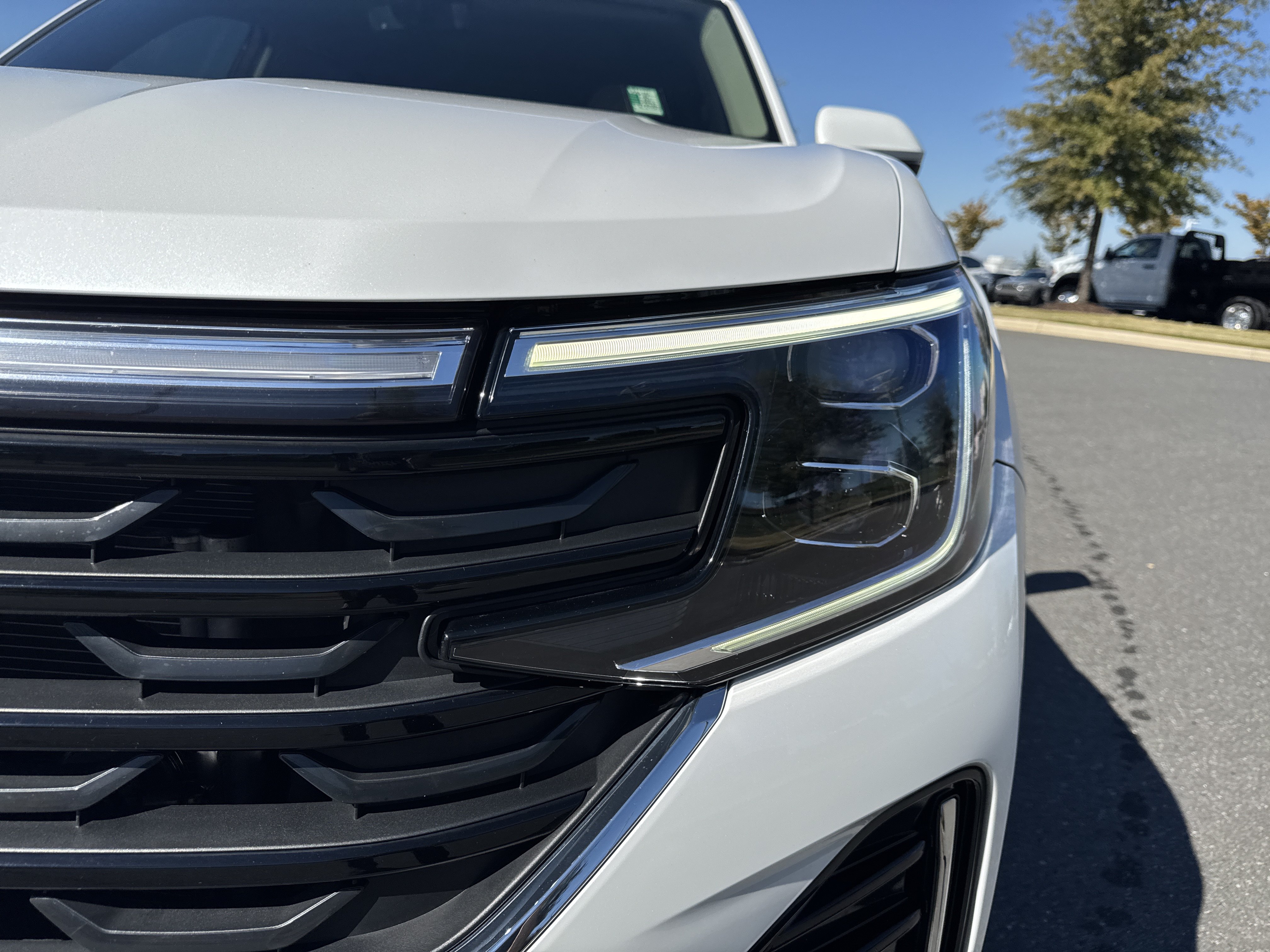 Certified 2024 Volkswagen Atlas 2.0T SEL Premium R-Line SUV