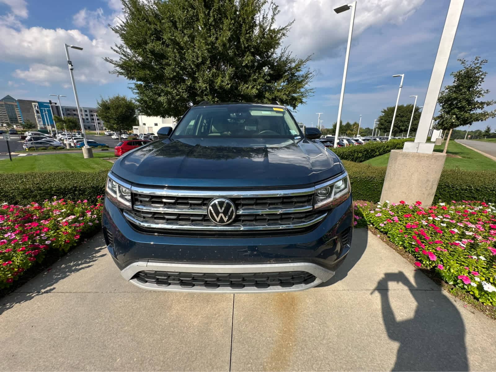 2023 Volkswagen Atlas 3.6L V6 SE w/Technology