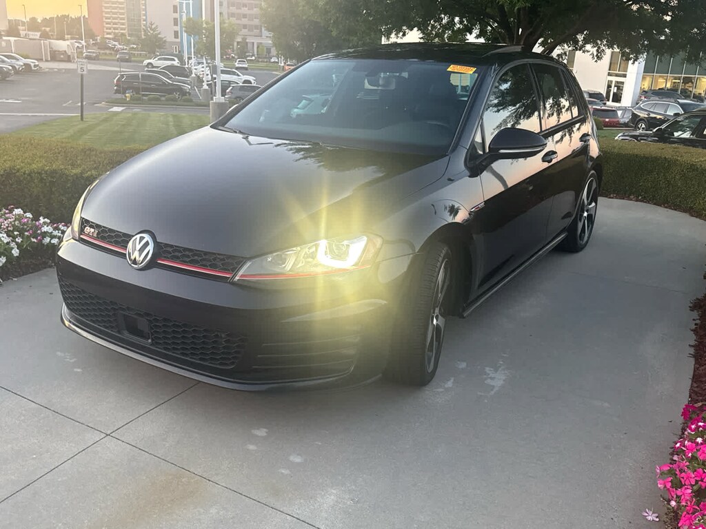 Used 2017 Volkswagen Golf GTI Autobahn 4-Door Hatchback