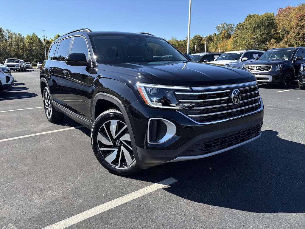 New 2026 Volkswagen Atlas 2.0T SE w/Technology SUV