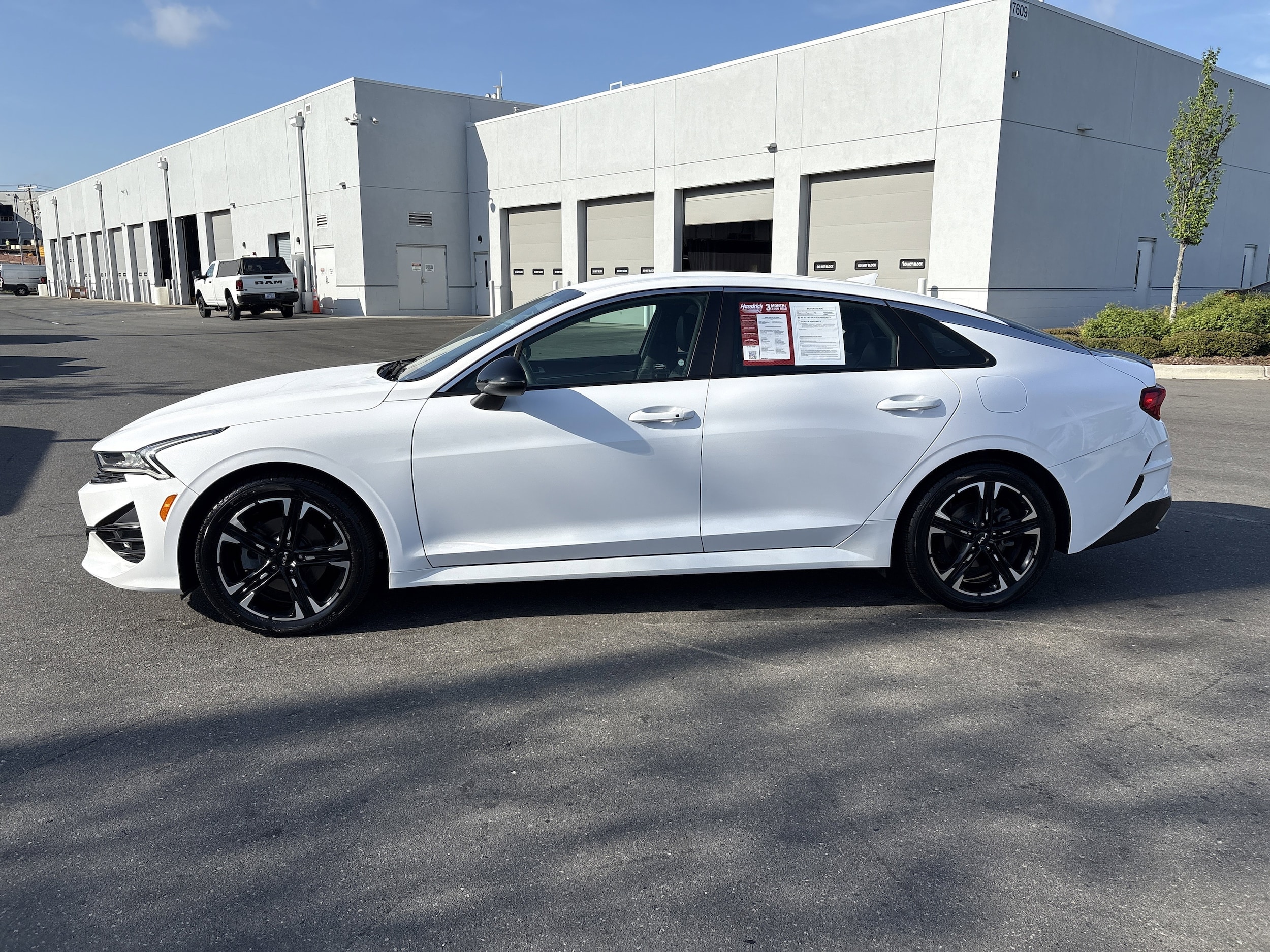 2022 Kia K5 GT-Line photo 5