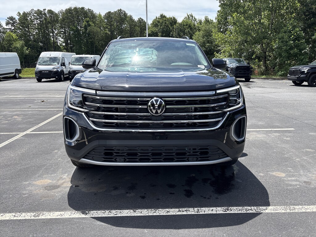 New 2026 Volkswagen Atlas 2.0T SE w/Technology SUV