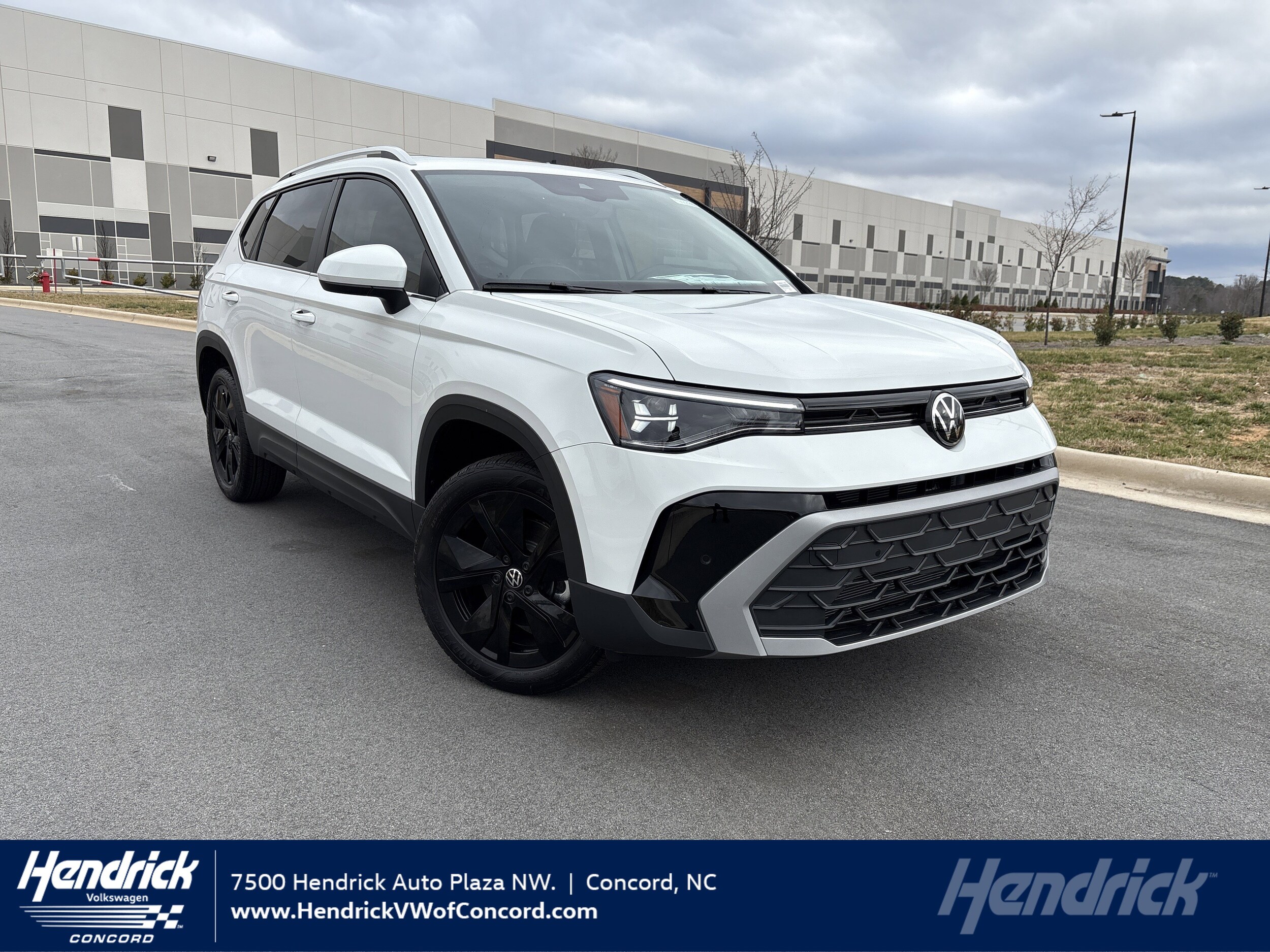 2026 Volkswagen Taos SE's photo