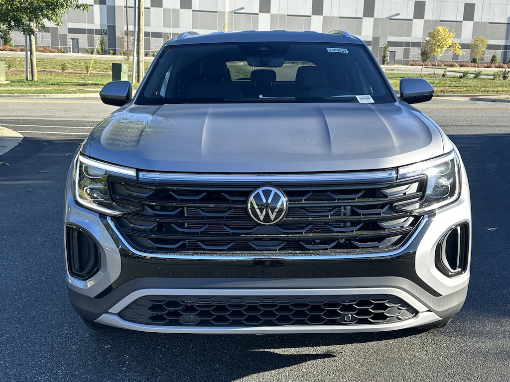 New 2026 Volkswagen Atlas Cross Sport 2.0T SE SUV