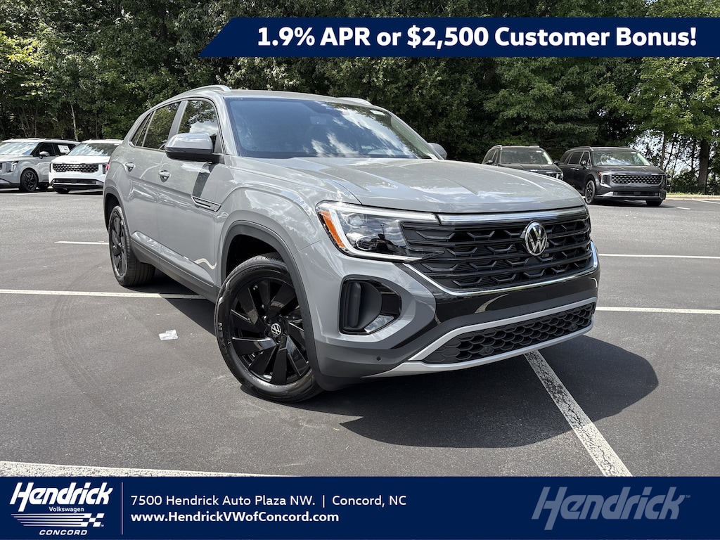 New 2026 Volkswagen Atlas Cross Sport 2.0T SE w/Technology SUV