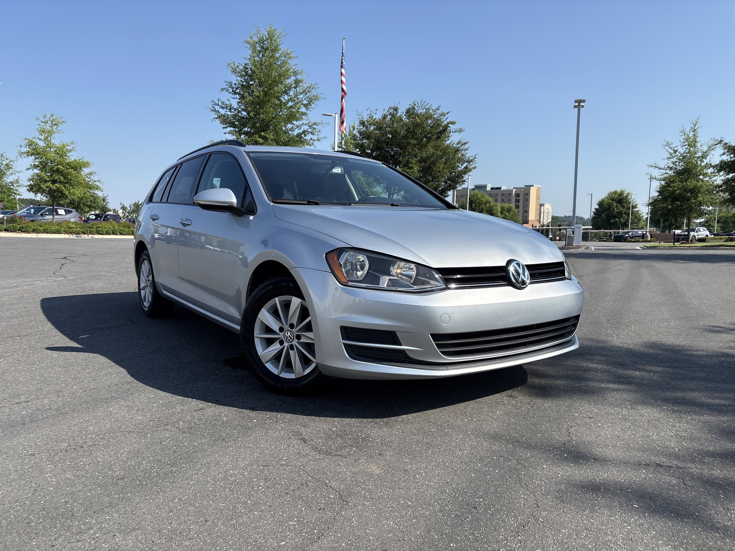Volkswagen Golf SportWagen TSI S 4-Door Automatic
