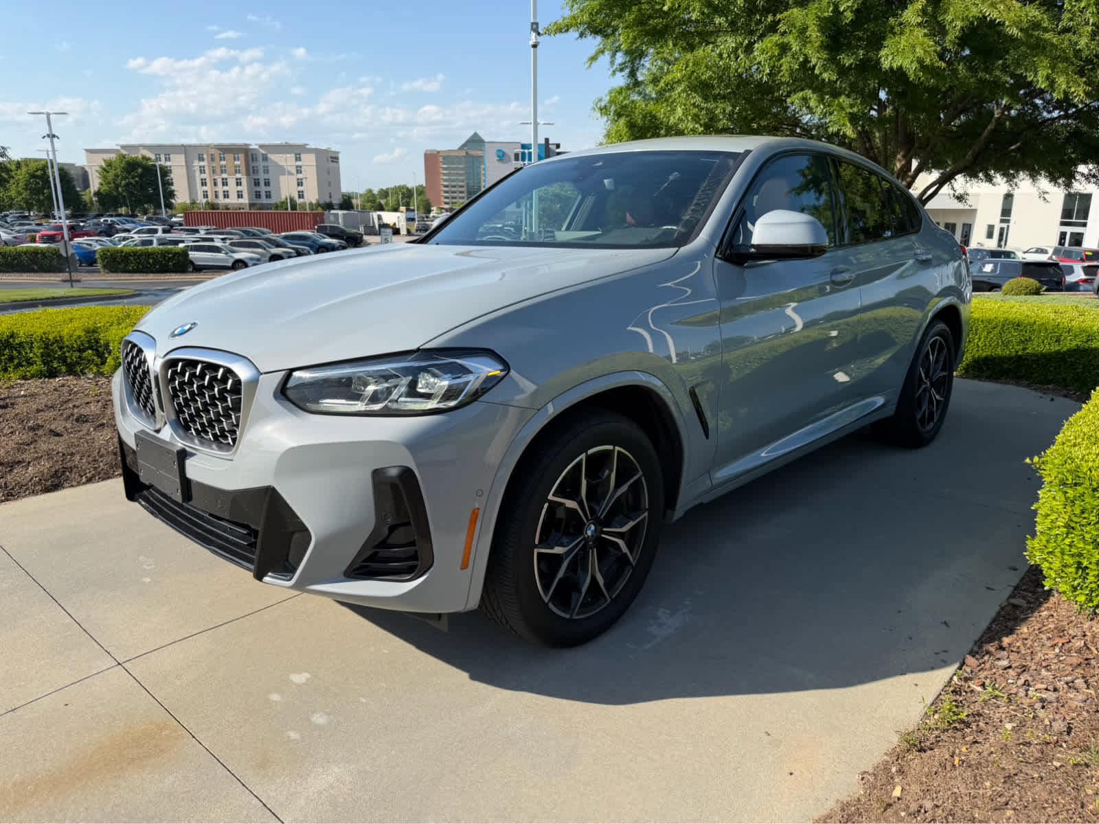 2023 BMW X4 xDrive30i photo 4