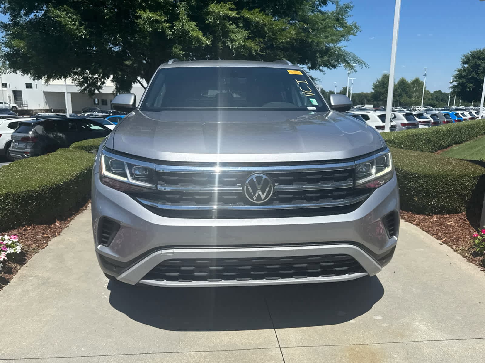 Volkswagen Atlas Cross Sport 3.6L V6 SE W/Technology