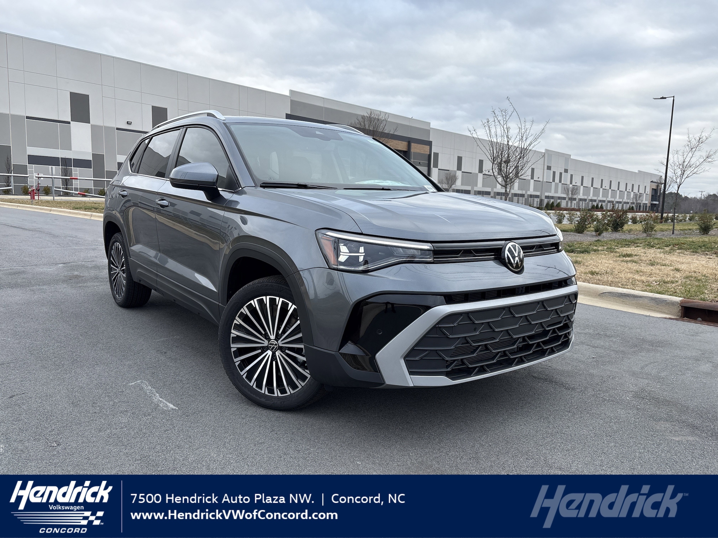 2026 Volkswagen Taos SE's photo