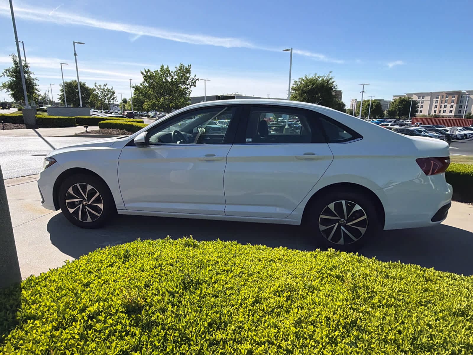 2025 Volkswagen Jetta 1.5T S photo 5