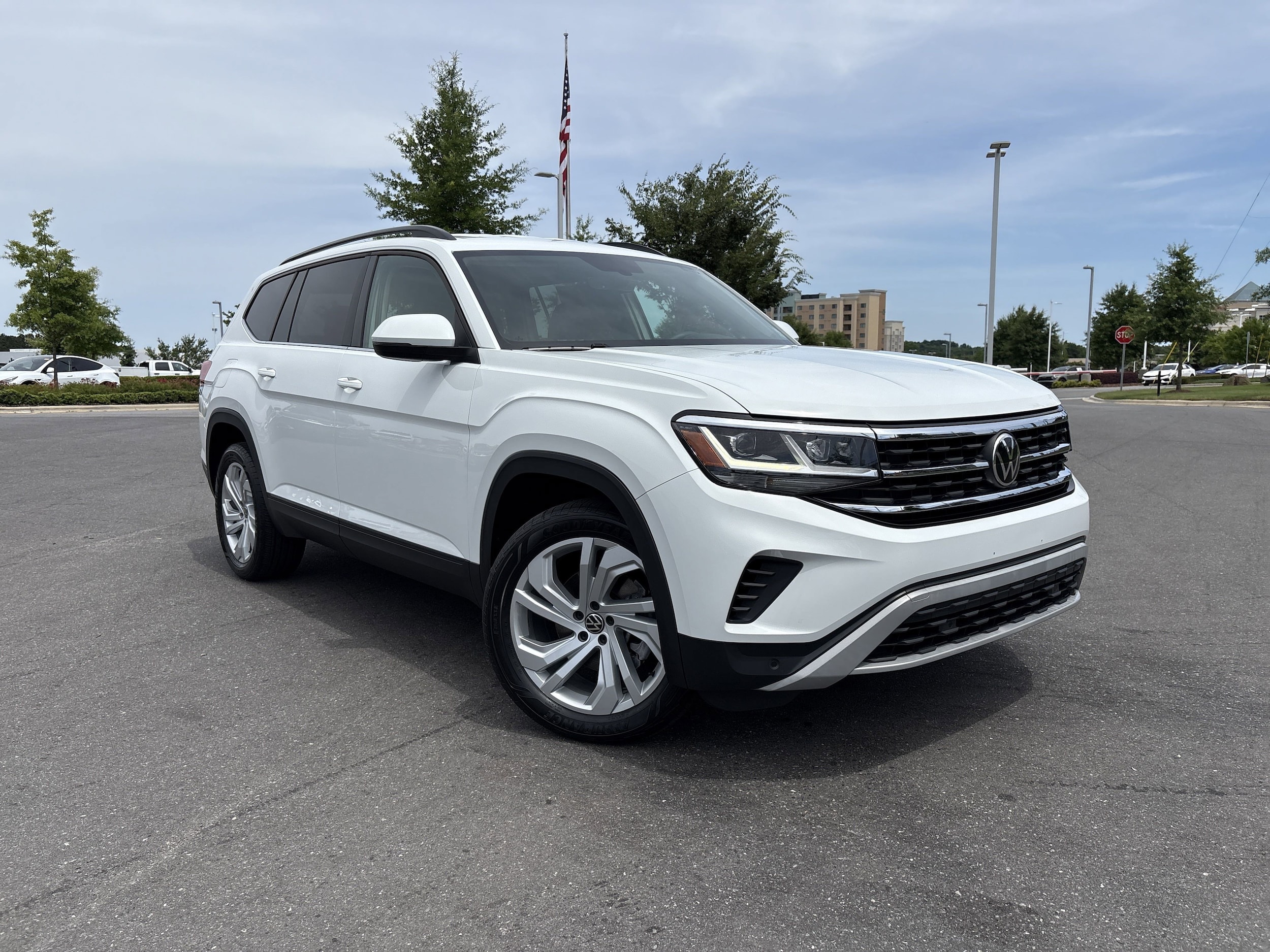 Certified 2021 Volkswagen Atlas SE w/Tech with VIN 1V2HR2CAXMC591837 for sale in Concord, NC