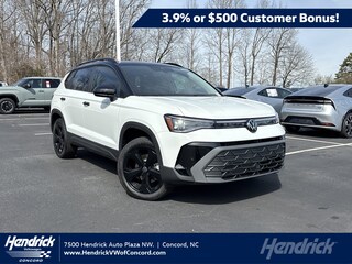 2026 Volkswagen Taos 1.5T SE Black SUV