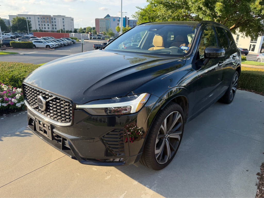 Used 2025 Volvo XC60 B5 Ultra SUV