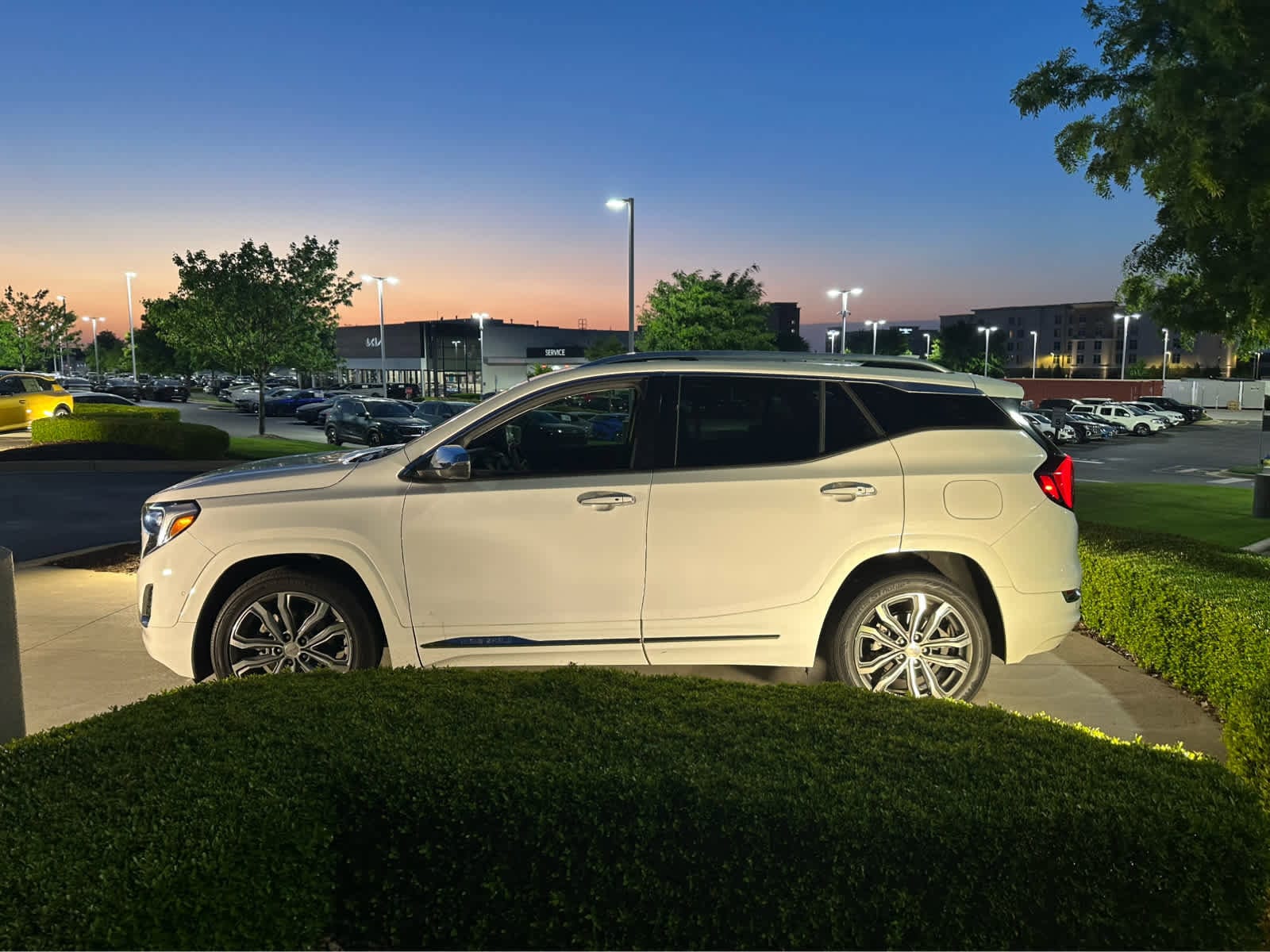 2020 GMC Terrain Denali photo 5