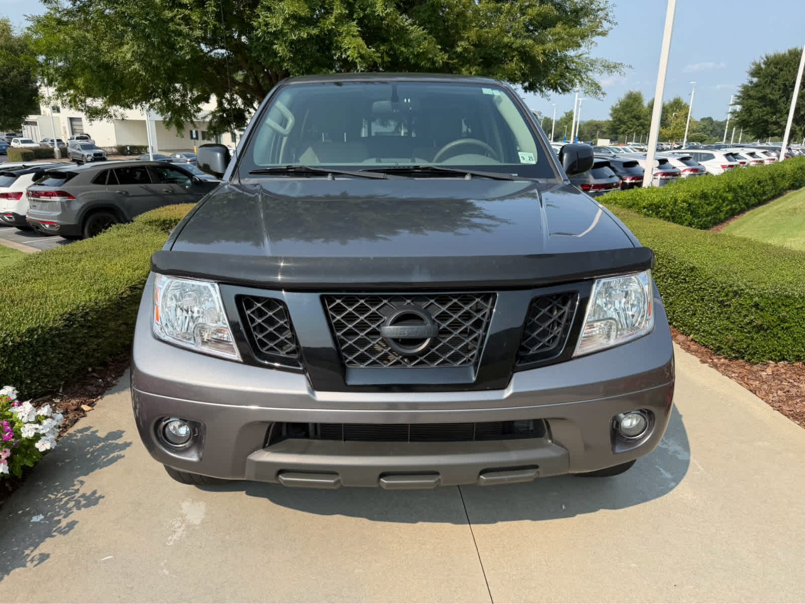 Nissan Frontier SV