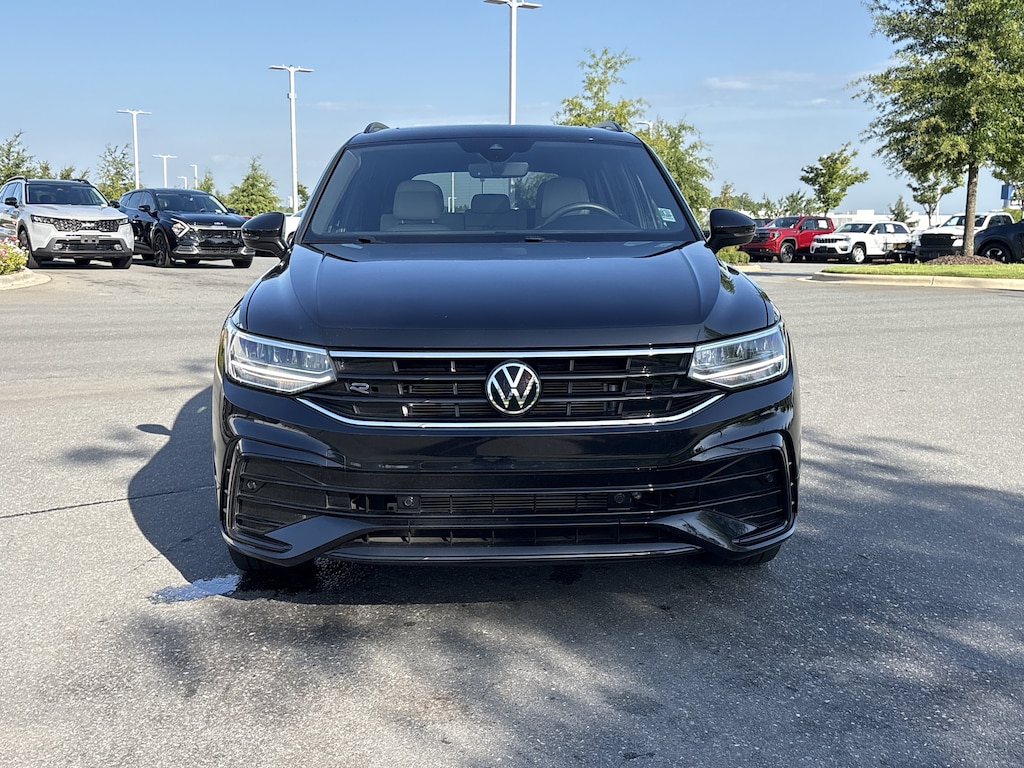 Certified 2023 Volkswagen Tiguan 2.0T SE R-Line Black SUV