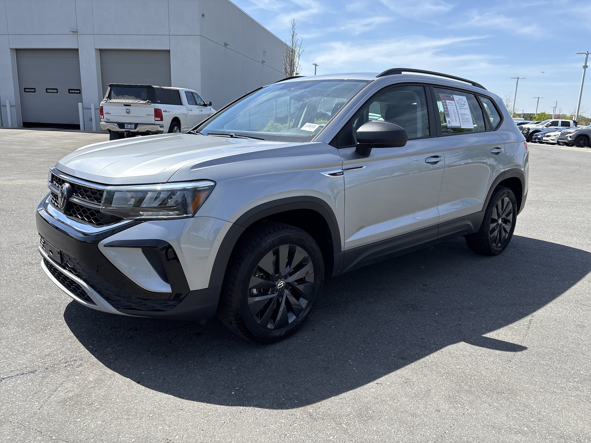 2023 Volkswagen Taos 1.5T S photo 4