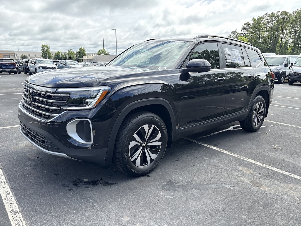 New 2026 Volkswagen Atlas SE SUV